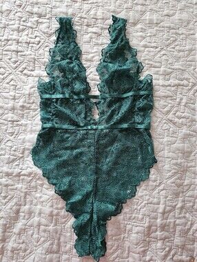Lace Plunge Chemise Bodysuit in Emerald Green